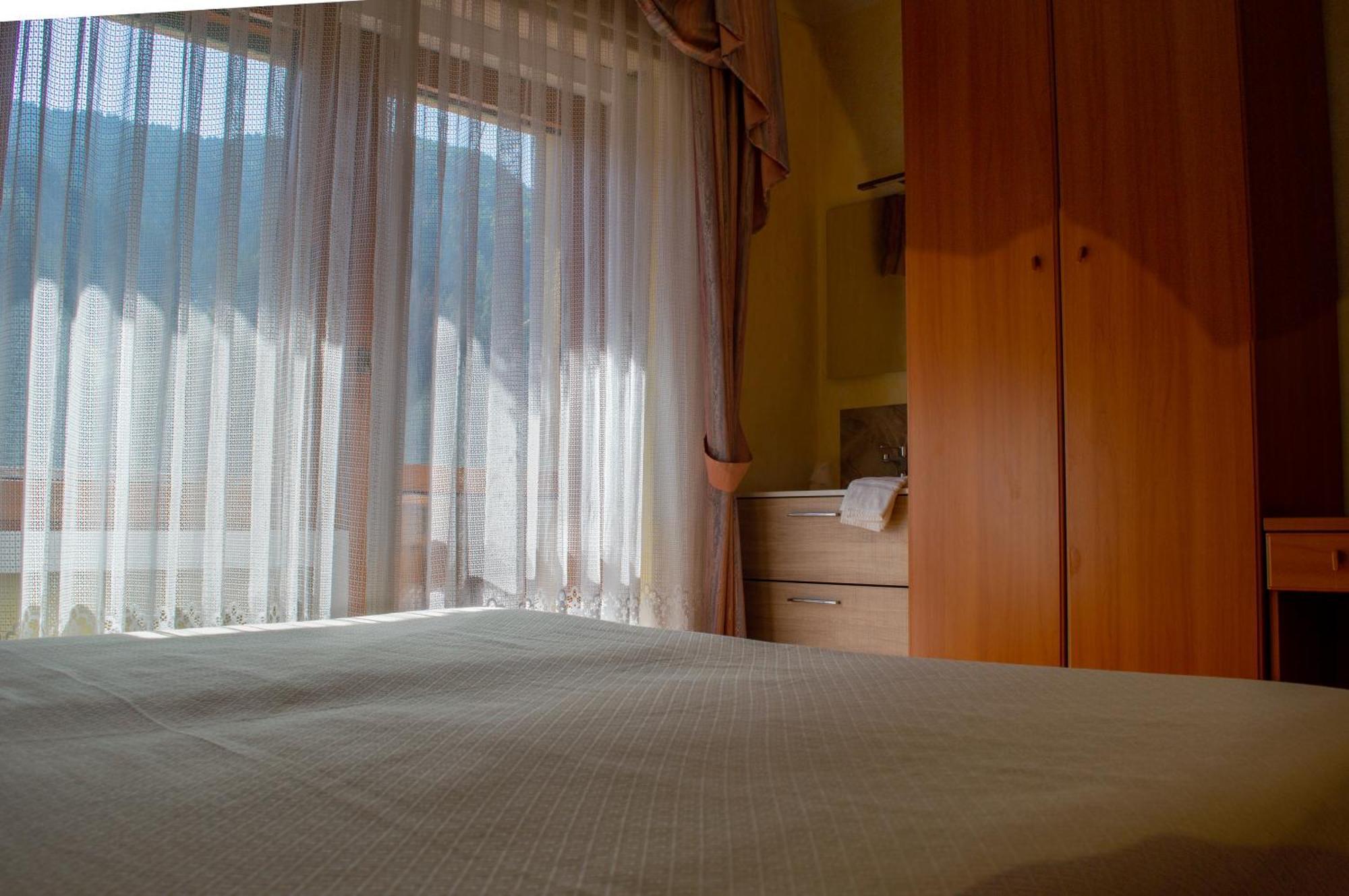 Hotel Serena - Tre Cime Views Auronzo di Cadore Eksteriør billede